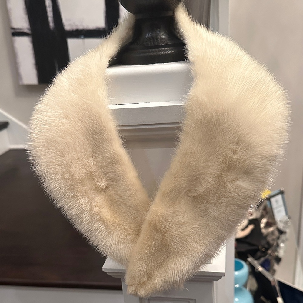 Mink Fur Pelt Collar Scarf